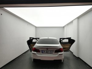 Oto ara� foto�raf st�dyosu gergi tavan